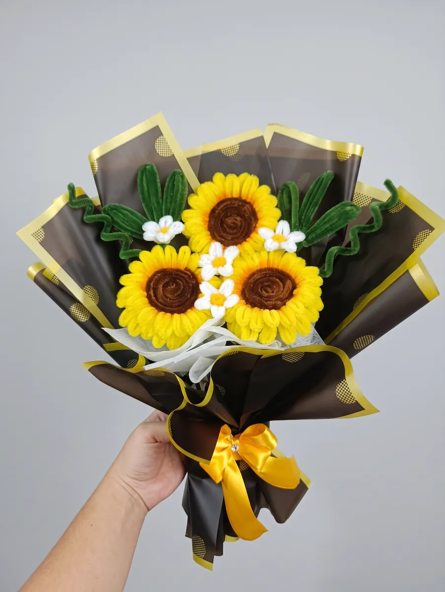 Ramo Negro con Girasoles Múltiples